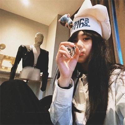 32颗药丸:我姐姐的自杀